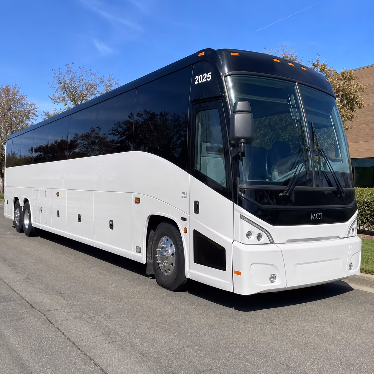 cross the bay to busch gardens and the florida aquarium with your group